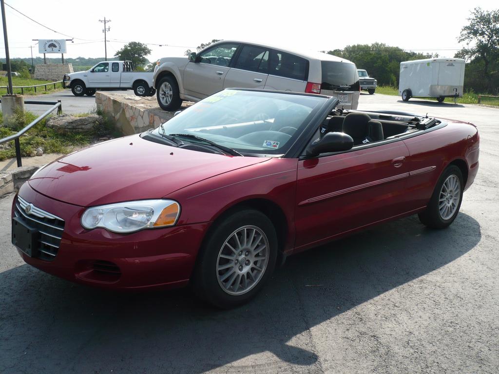 2005 Chrysler Sebring Convertible from Lone Oak Motors in Austin, TX 78737
